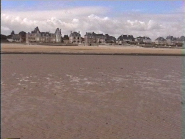 37 - LA PLAGE DE LION-SUR-MER 2.JPG